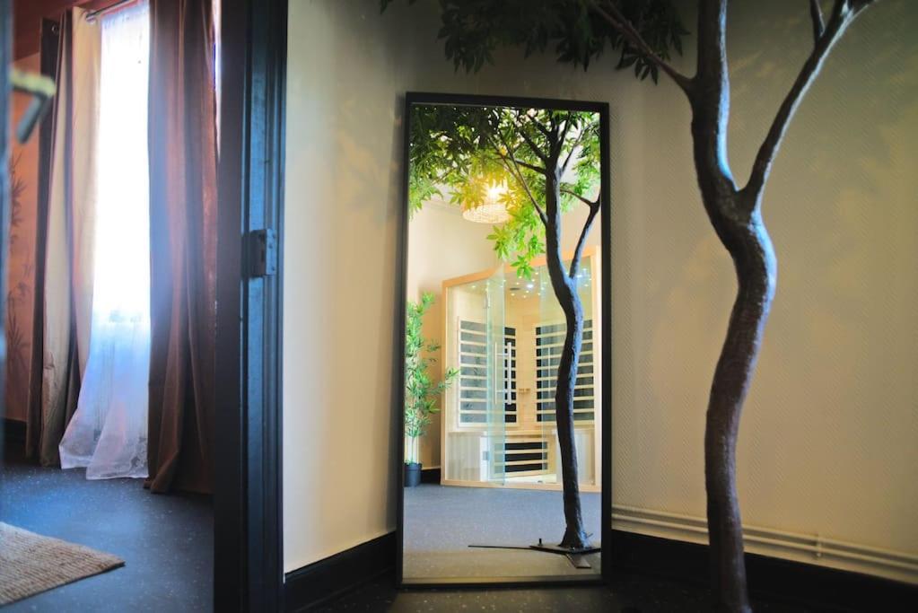 Apartment Japanroom Jacuzzi&sauna De Gamme Parking Free